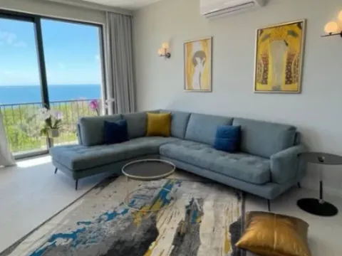 Prodaja, četvorosoban stan, 220m², Budva, Crna Gora