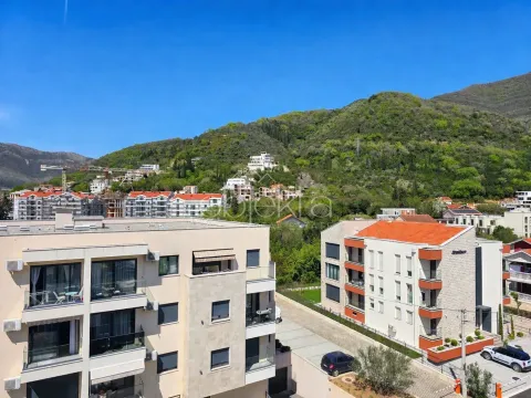 Rent, apartment, 70m², Tivat, Crna Gora - image 3