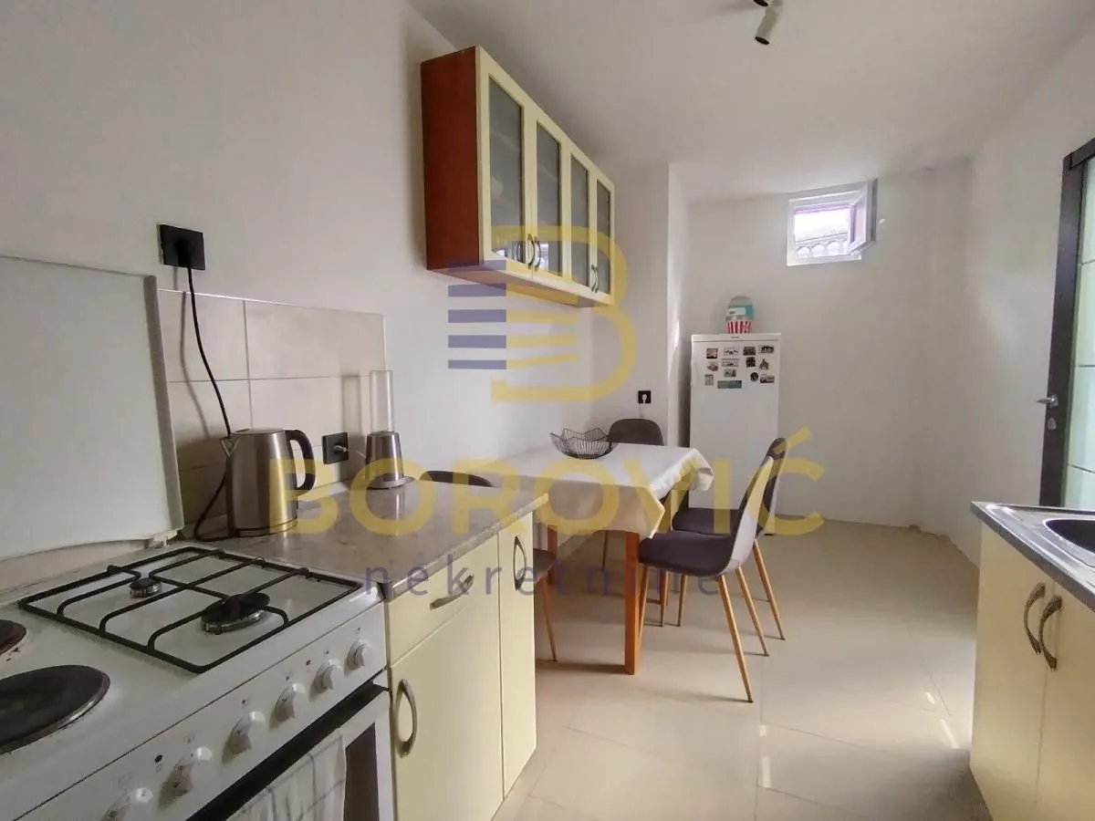 Sale, three bedroom apartment, 68m², Stari Grad, Beograd