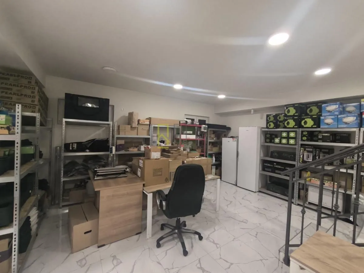 Sale, office space, 101m², Blok 9, Podgorica