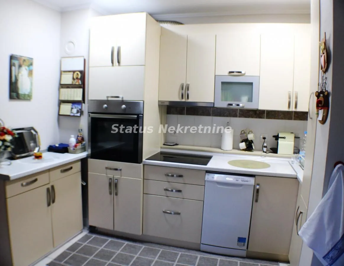 Sale, house, 159m², Beočin, Srbija