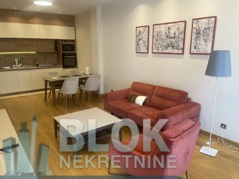 Izdavanje, dvosoban stan, 75m², Podgorica, Crna Gora - image 2