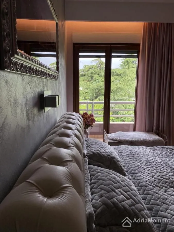 Prodaja, trosoban stan, 140m², Gorica C, Podgorica