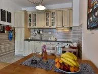 Izdavanje, dvosoban stan, 60m², Budva, Crna Gora - image 9