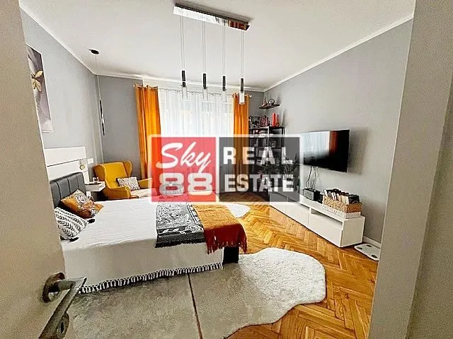 Sale, two bedroom apartment, 48m², Stari Grad, Beograd