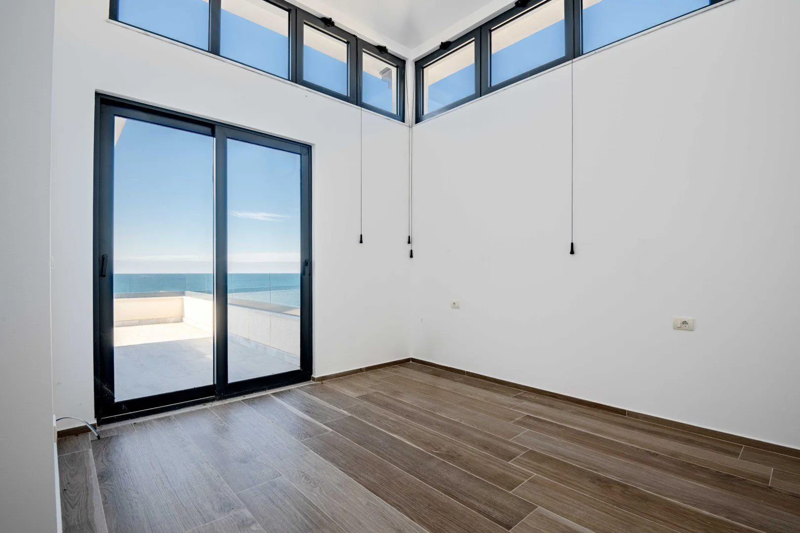 Sale, house, 370m², Utjeha, Bar