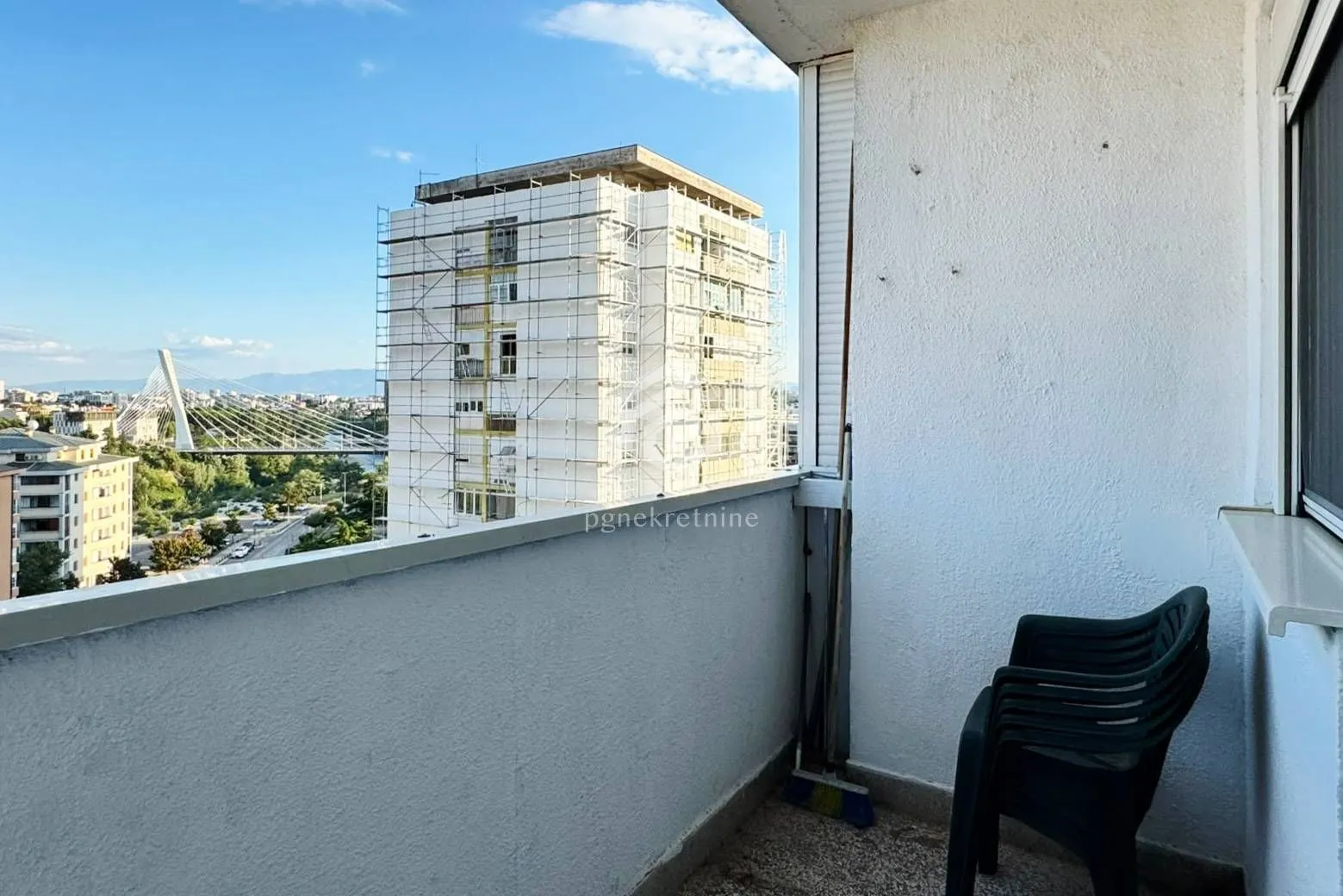 Izdavanje, dvosoban stan, 61m², Momišići, Podgorica