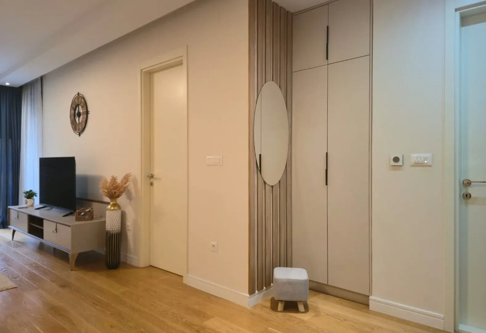 Rent, one bedroom apartment, 57m², Central Point, Podgorica