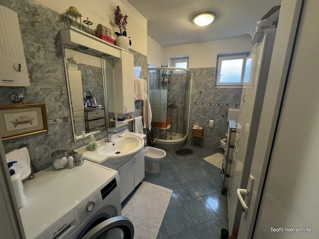 Prodaja, trosoban stan, 73m², Palilulska Pijaca, Palilula Sve Podlokacije