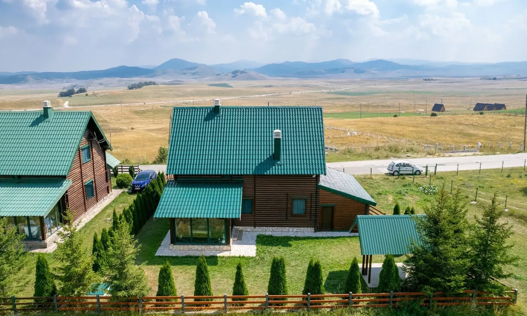 Prodaja, kuća, 200m², Motički gaj, Žabljak