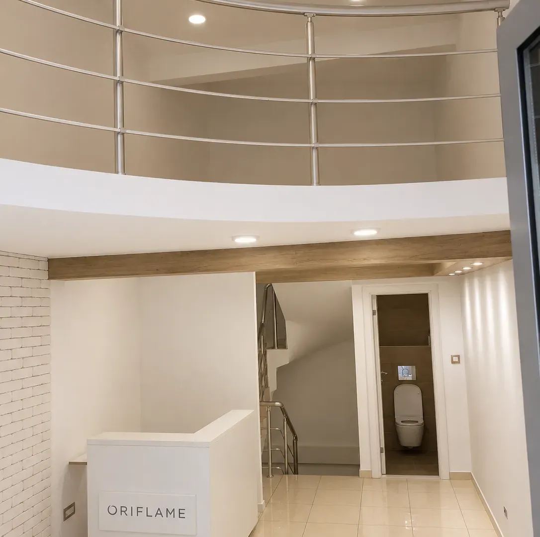 Izdavanje, poslovni prostor, 80m², Kod Capital Plaze, Podgorica