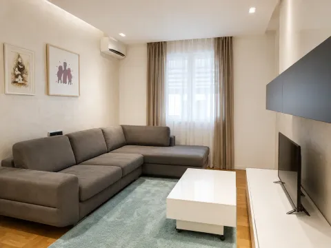 Prodaja, jednosoban stan, 76m², Tuški Put, Podgorica - image 2