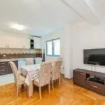 Sale, two bedroom apartment, 80m², Sveti Stefan, Budva - image 5