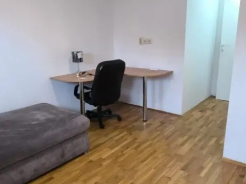 Izdavanje, trosoban stan, 75m², Voždovac Sve Podlokacije, Beograd - image 6