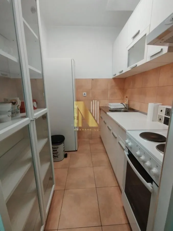 Rent, two bedroom apartment, 38m², Bulevar Oslobodjenja, Novi Sad Sve Podlokacije