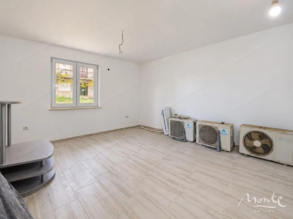 Prodaja, kuća, 289m², Mrčevac, Tivat
