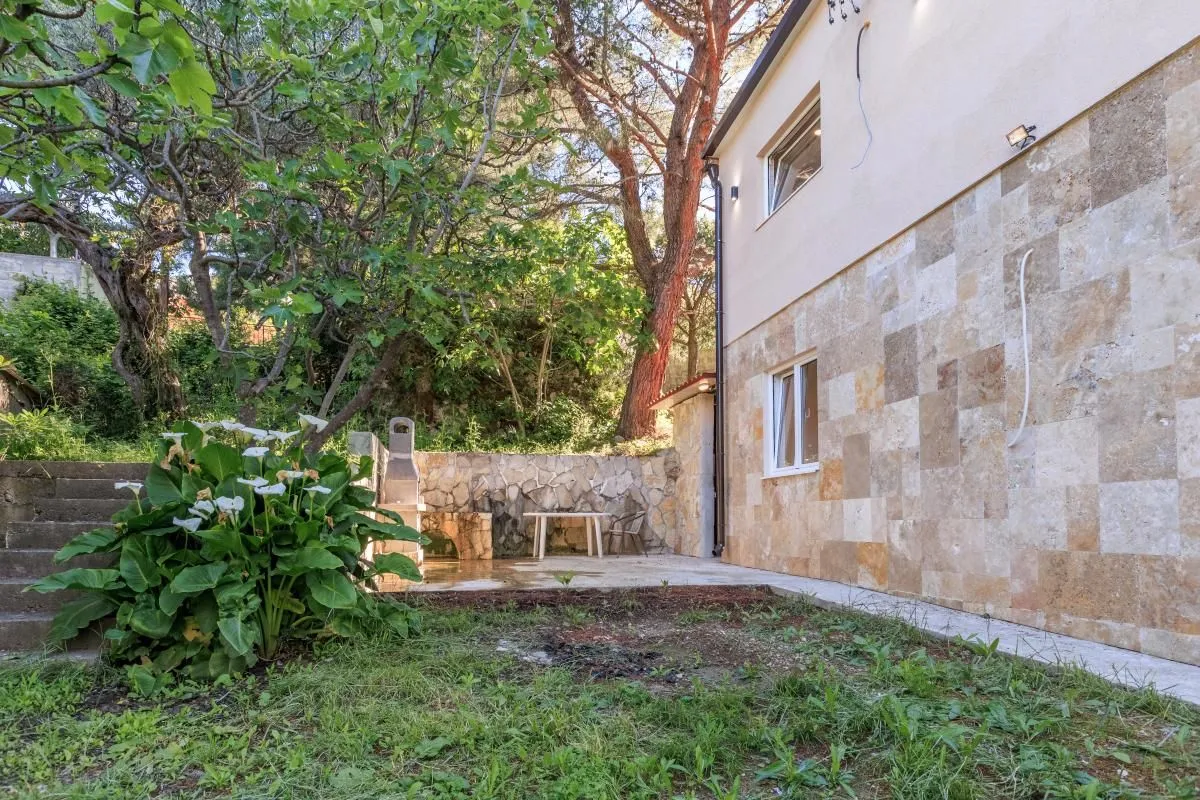 Sale, house, 123m², Šušanj, Bar