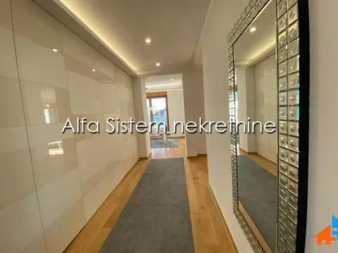 Rent, four bedroom apartment, 194m², Tašmajdan, Palilula Sve Podlokacije - image 13