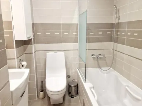 Rent, three bedroom apartment, 105m², Centar, Novi Sad - image 17