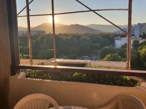 Izdavanje, dvosoban stan, 80m², Blok 5, Podgorica - image 9