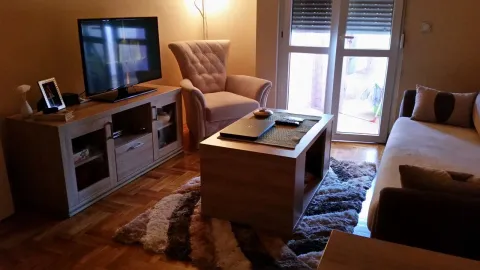 Rent, one bedroom apartment, 59m², Central Point, Podgorica - image 1546