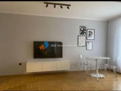Rent, two bedroom apartment, 65m², Tašmajdan, Palilula Sve Podlokacije - image 4