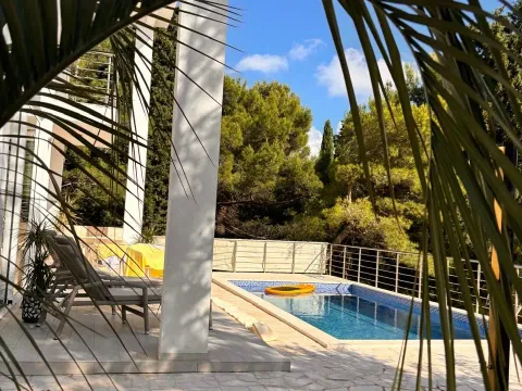 Sale, house, 200m², Šušanj, Bar - image 2