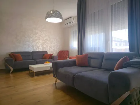 Sale, three bedroom apartment, 114m², Tuški Put, Podgorica - image 2