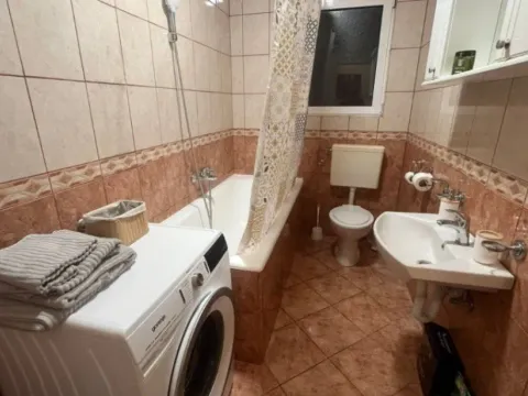 Prodaja, dvosoban stan, 70m², Dumidran, Tivat - image 10