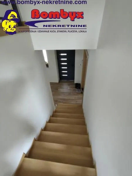 Prodaja, kuća, 300m², Sremska Kamenica, Petrovaradin