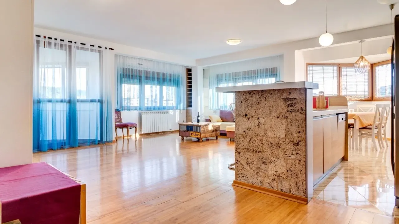 Rent, three bedroom apartment, 118m², Momišići, Podgorica
