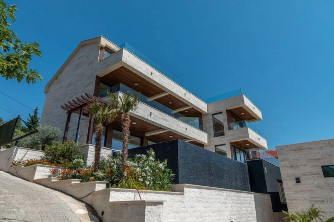 Prodaja, kuća, 490m², Mažina, Tivat