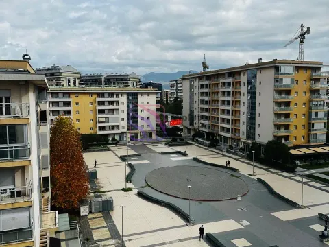 Prodaja, jednosoban stan, 51m², City Kvart, Podgorica - image 6