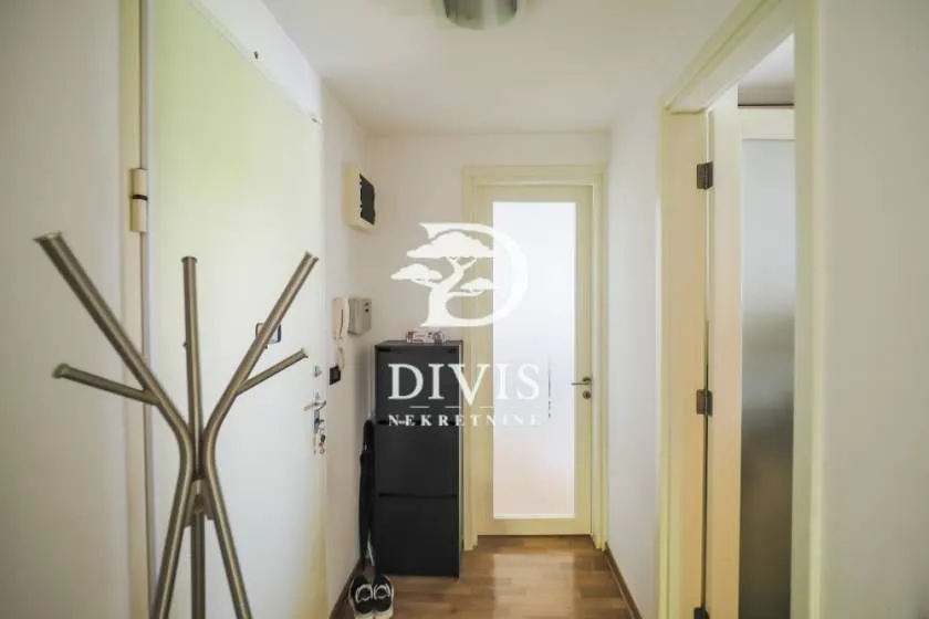 Prodaja, dvosoban stan, 60m², Belvil, Beograd