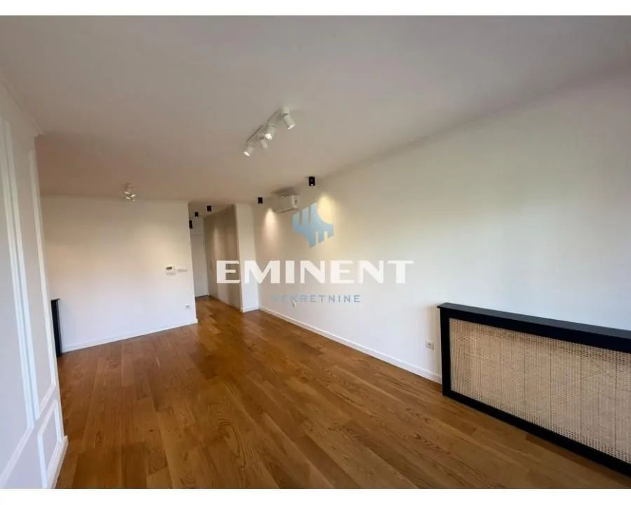 Izdavanje, trosoban stan, 57m², Lekino Brdo, Voždovac Sve Podlokacije