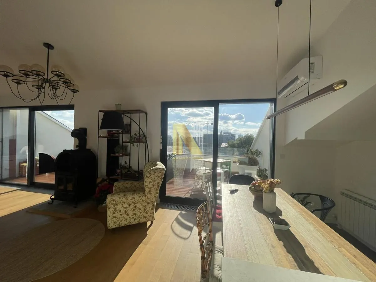 Sale, three bedroom apartment, 136m², Zemun Sve Podlokacije, Beograd