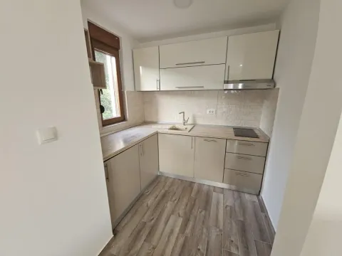Izdavanje, jednosoban stan, 44m², Topla, Herceg Novi - image 5