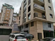 Izdavanje, poslovni prostor, 25m², Vračar Centar, Vračar Sve Podlokacije - image 1