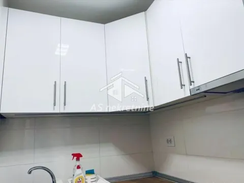 Rent, two bedroom apartment, 42m², Kalenić Pijaca, Vračar Sve Podlokacije - image 4