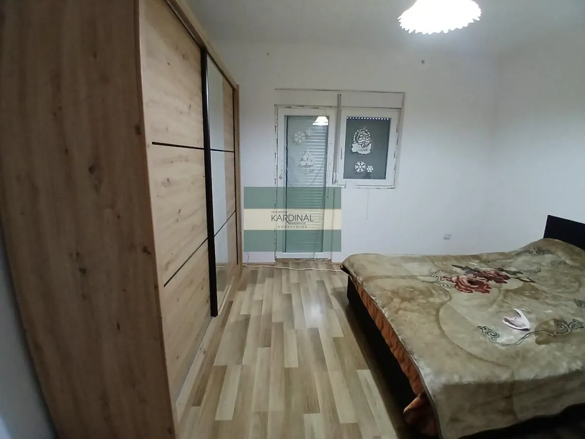 Prodaja, kuća, 330m², Topola, Srbija
