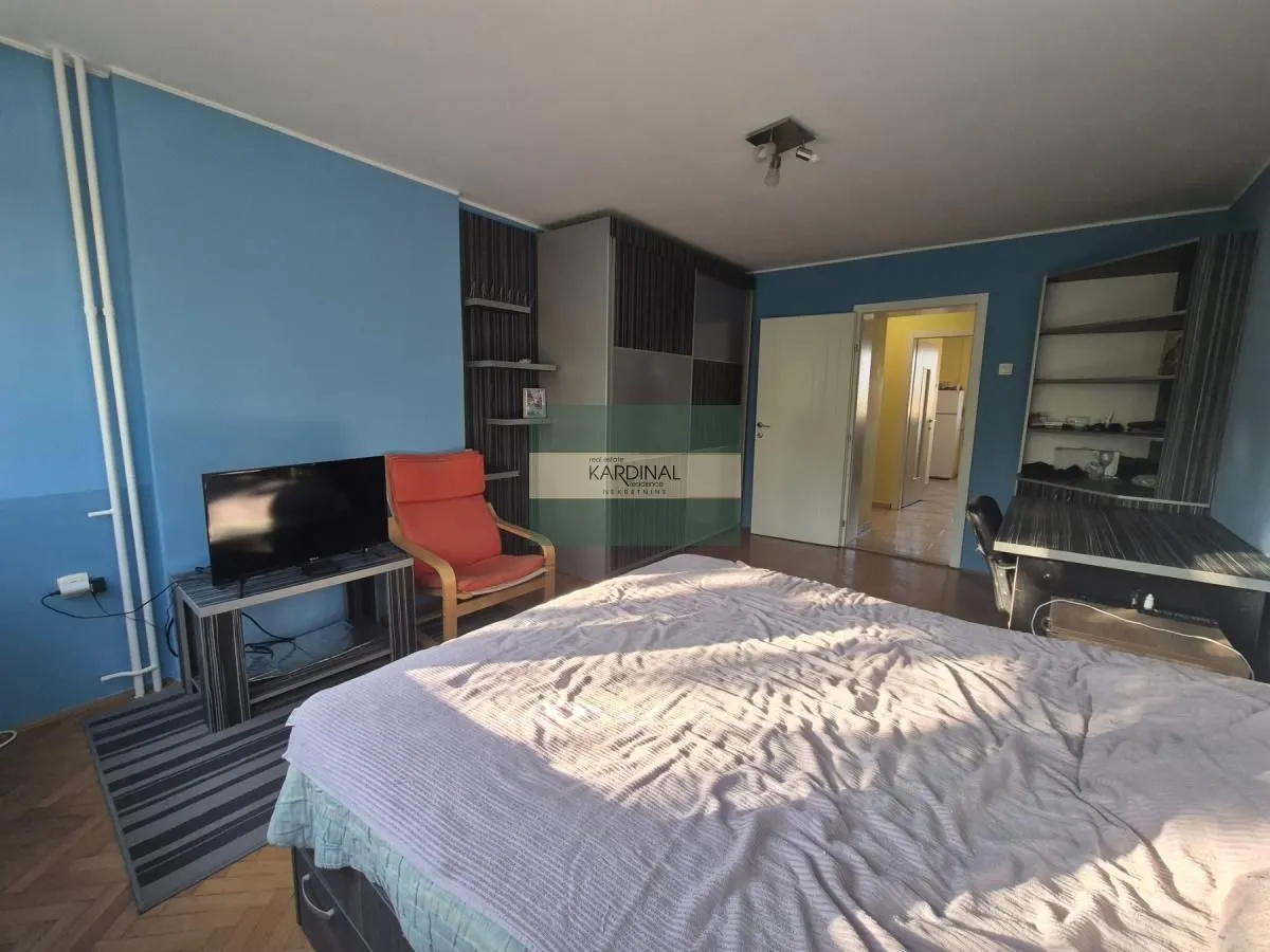 Prodaja, trosoban stan, 73m², Centar, Jagodina