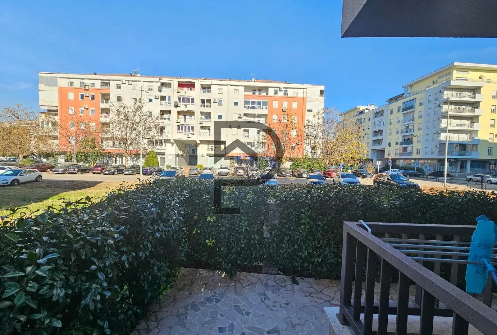 Rent, one bedroom apartment, 45m², Blok 6, Podgorica