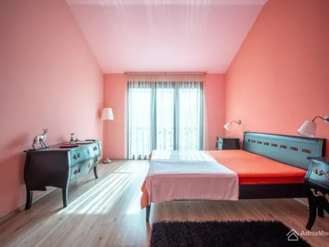 Prodaja, kuća, 188m², Herceg Novi, Crna Gora - image 11
