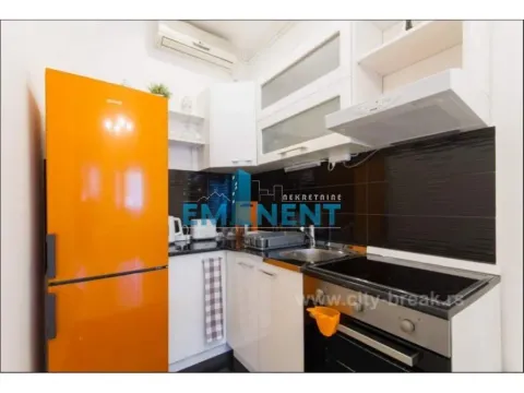 Rent, two bedroom apartment, 55m², Zeleni Venac, Beograd - image 7