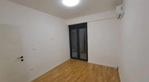 Rent, two bedroom apartment, 66m², Stari Aerodrom, Podgorica - image 3