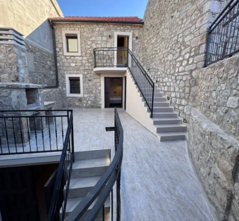 Prodaja, kuća, 200m², Luštica, Tivat