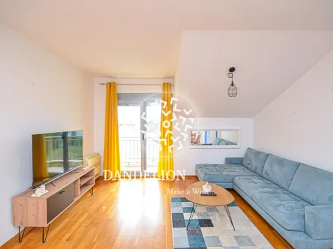 Izdavanje, jednosoban stan, 55m², Gorica C, Podgorica