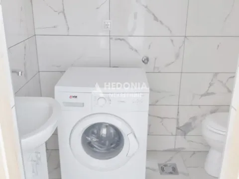 Izdavanje, dvosoban stan, 50m², Zemun Gornji Grad, Zemun Sve Podlokacije - image 4