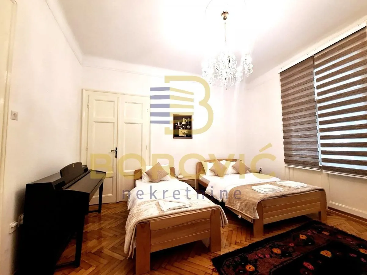Rent, four bedroom apartment, 101m², Stari Grad, Beograd