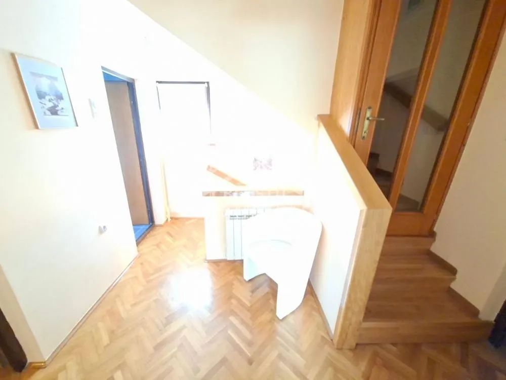 Prodaja, kuća, 267m², Jugovo, Smederevo
